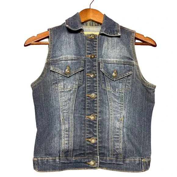 Paris Blues Women Small Blue Denim Trucker Vest Medium Wash Sleeveless Jacket - Picture 1 of 9
